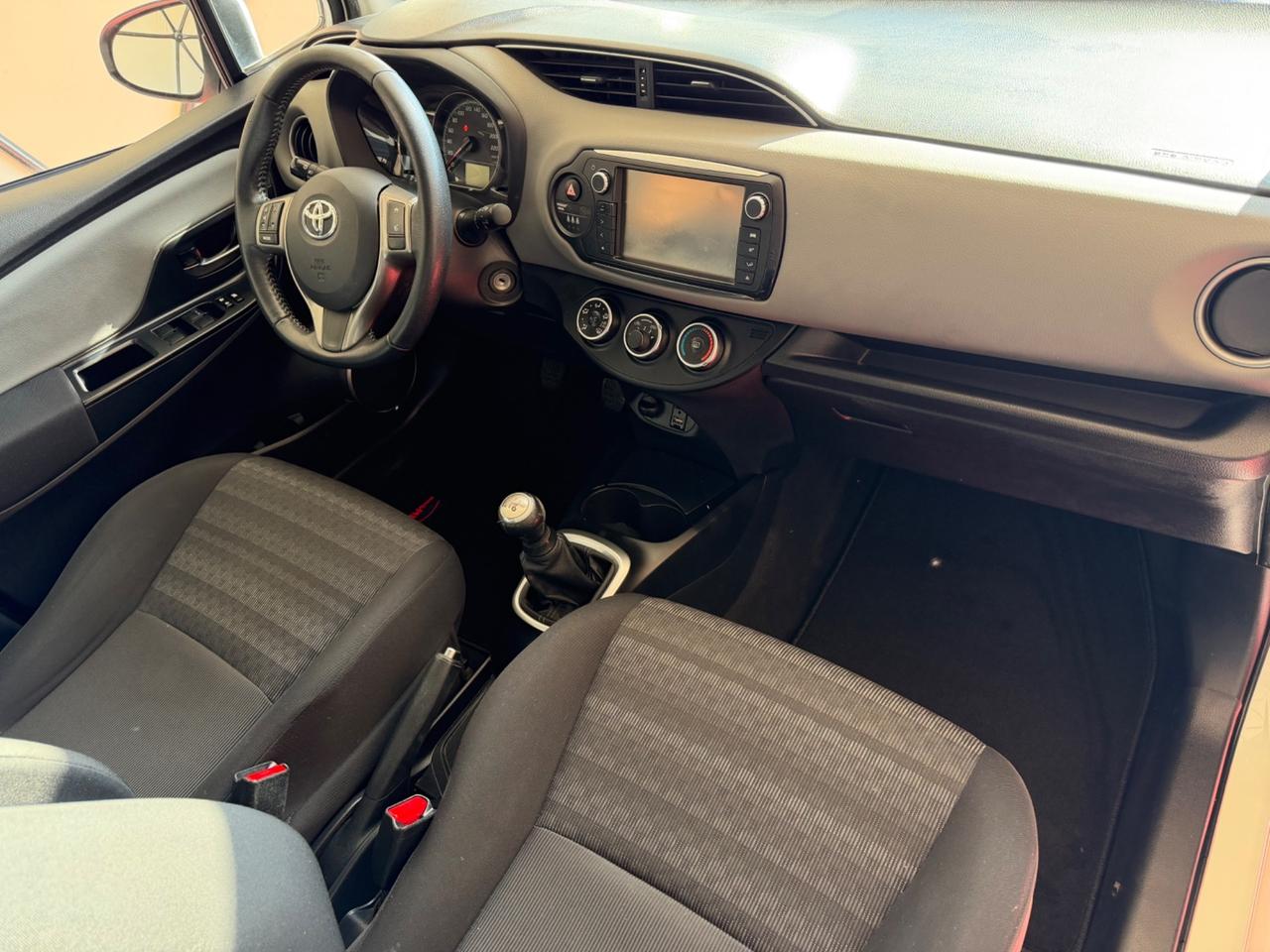 Toyota Yaris 1.0 5 porte Lounge