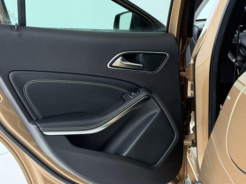 Mercedes-Benz GLA GLA 200 d Automatic 4Matic Premium