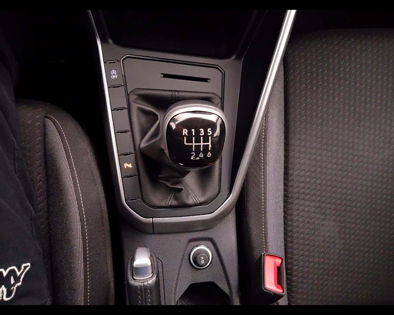 VOLKSWAGEN Taigo - Taigo 1.0 tsi Life 115cv