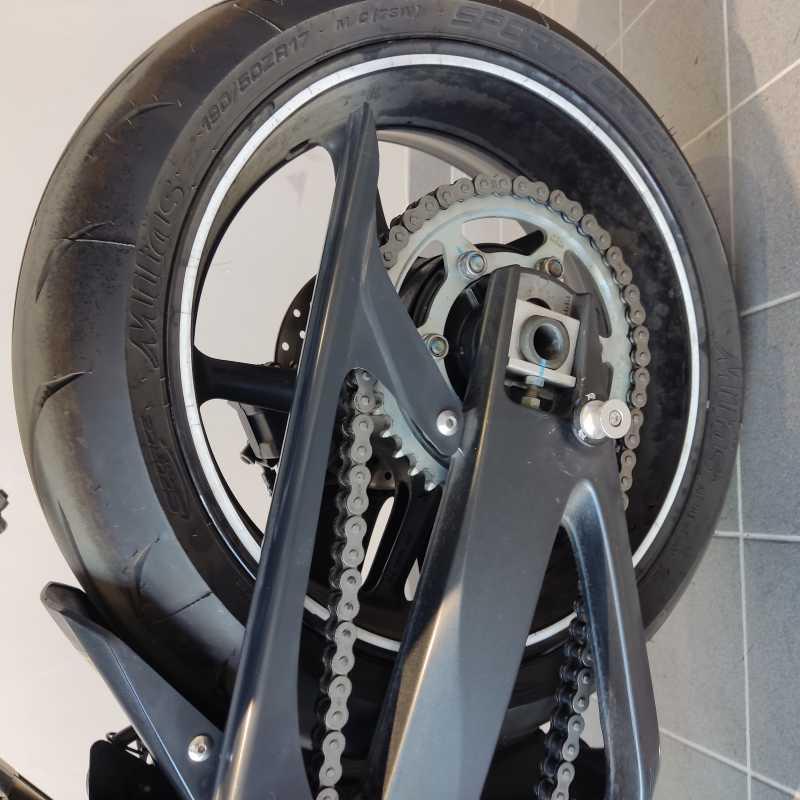 Yamaha YZF R1 - 2004
