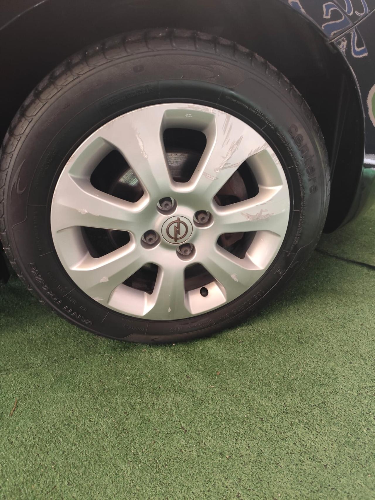 Opel Agila 1.2 16V 86CV Enjoy