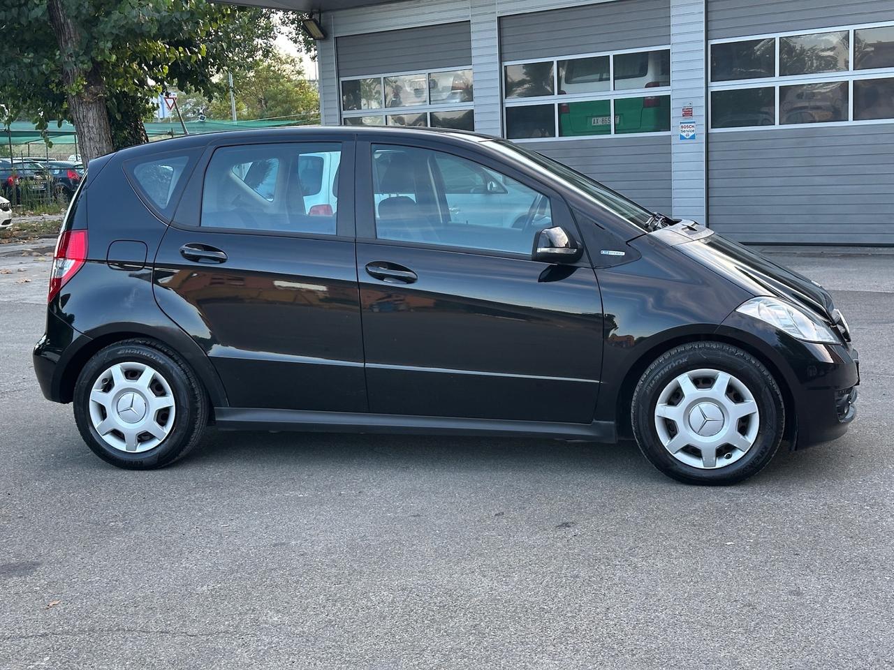 Mercedes-benz A 160 CDI BlueEFFICIENCY Executive