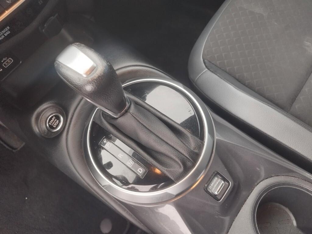 Nissan Juke 1.0 DIG-T 114 CV DCT N-Connecta