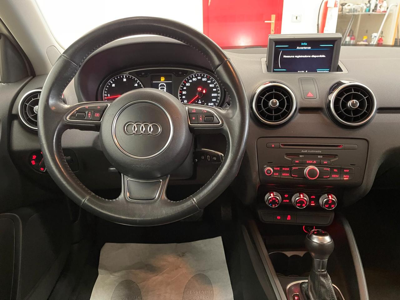 Audi A1 Sportback spb Ambition 1.6TDI s-tronic-LEGGI SOTTO