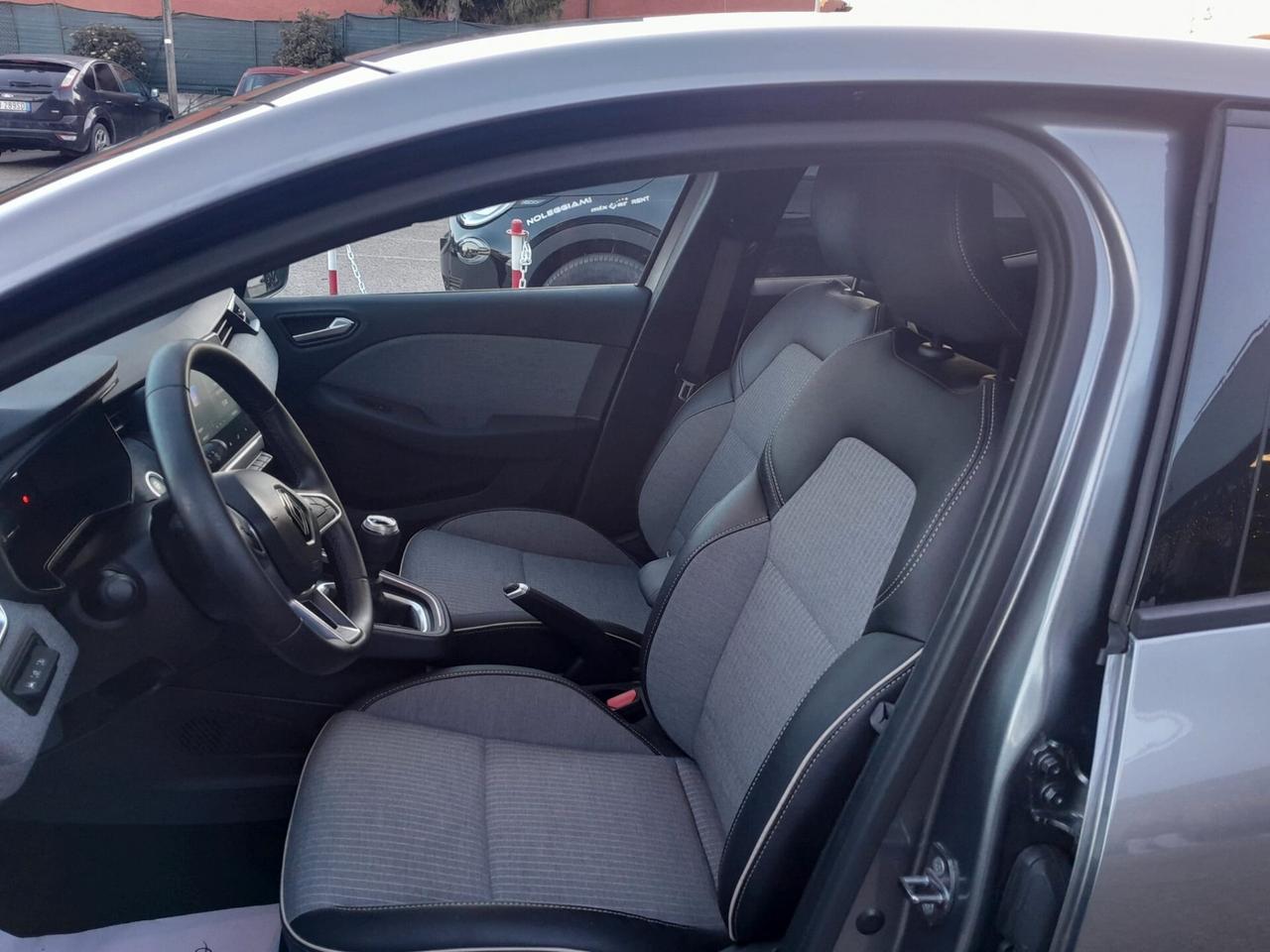 Renault Clio Full Hybrid E-Tech 145 CV 5 porte Techno