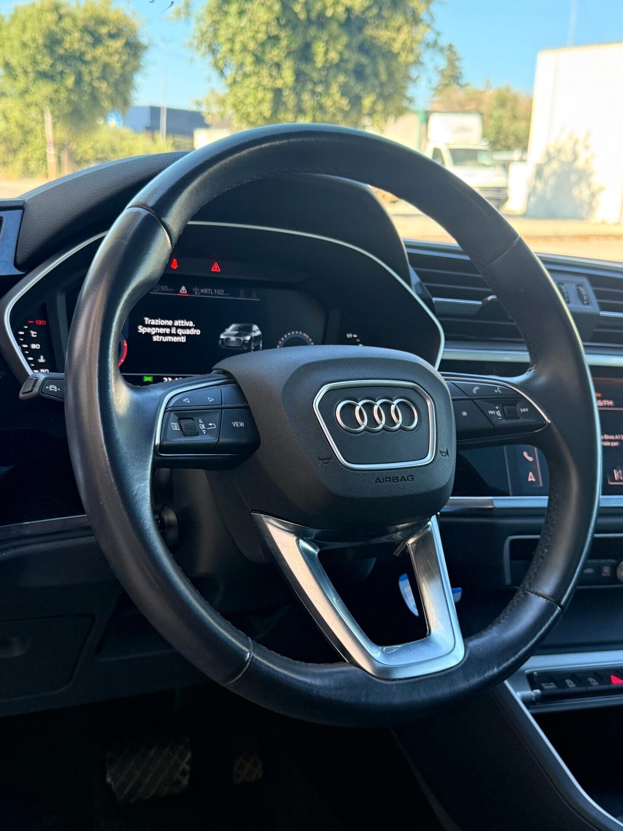 Audi Q3 SPB 35 2.0 tdi S line edition s-tronic TETTO APRIBILE,VIRTUAL COCKPIT,APPLE CARPLAY,TOTAL BLACK