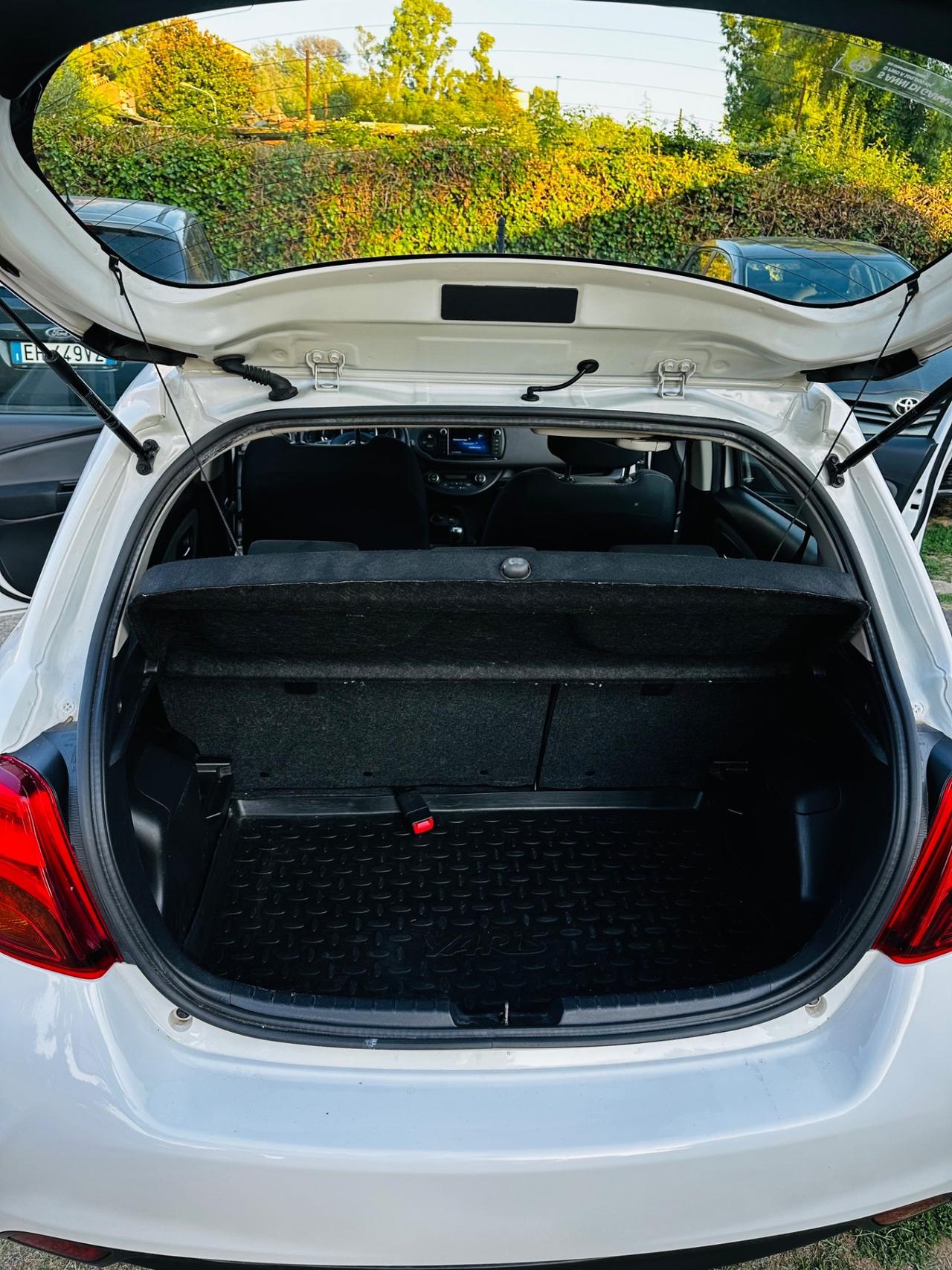 Toyota Yaris 1.5 Hybrid 5 porte Active