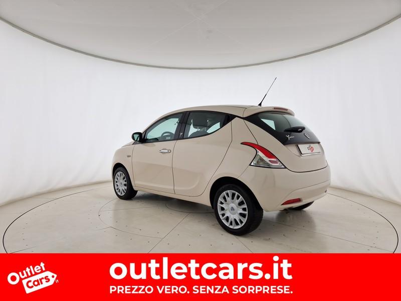 Lancia Ypsilon 1.2 silver 69cv