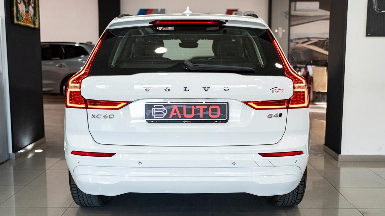 Volvo XC 60 XC60 B4 D 2.0 GEARTRONIC AWD MOMENTUM SPORT LED NAVI FULL OPTIONAL