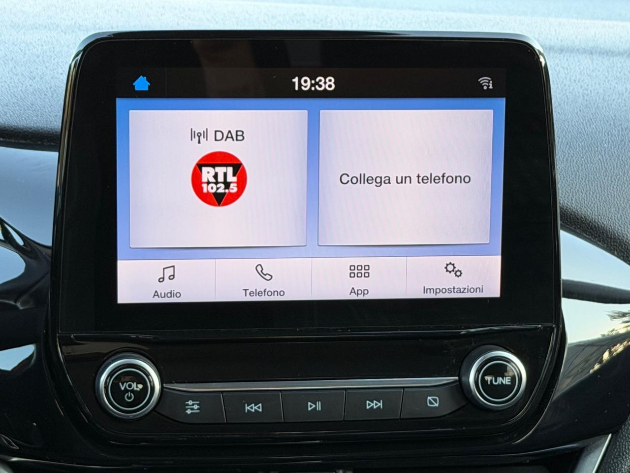 Ford Fiesta 1.1 75 CV GPL 5 porte Connect