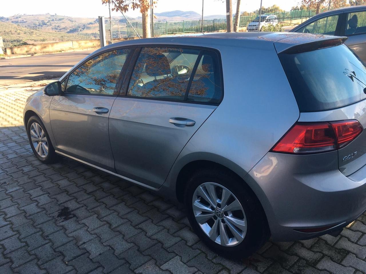 Volkswagen Golf 1.6 TDI 5p. Highline BlueMotion Technology