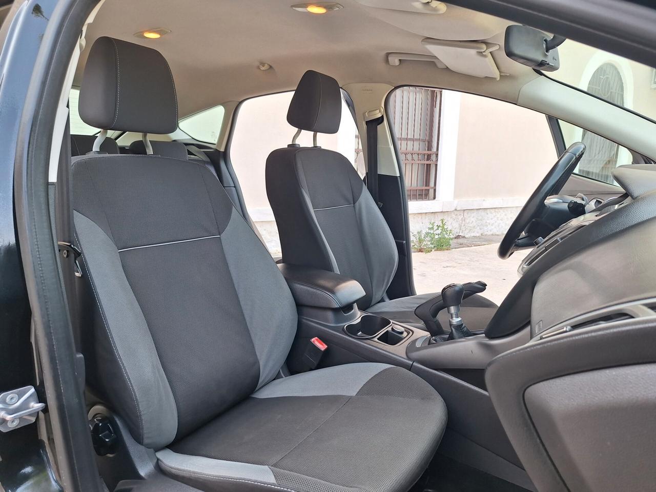 Ford Focus 1.6 TDCi 115 CV BERLINA 2013