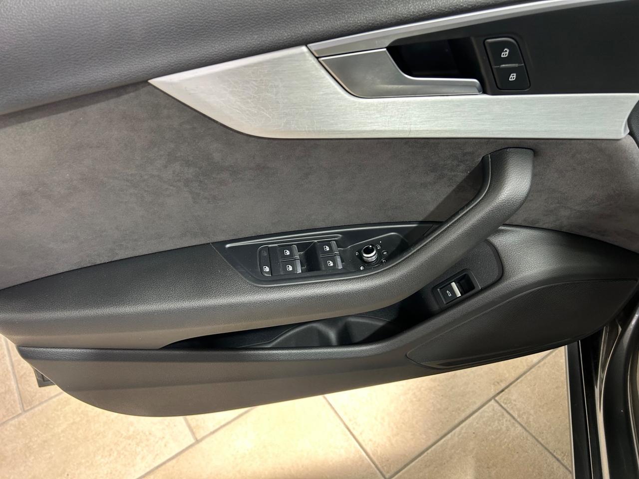 Audi A4 Avant 3.0 TDI S tronic S line edition