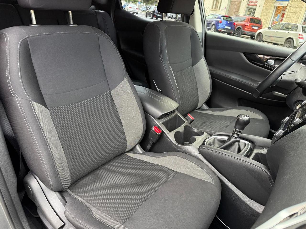 Nissan Qashqai Acenta Premium 1.3 DIG-T #5629