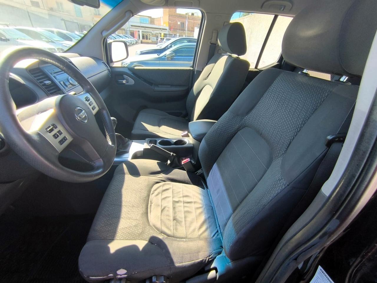Nissan Navara 2.5 dCi 190CV Double Cab 2012