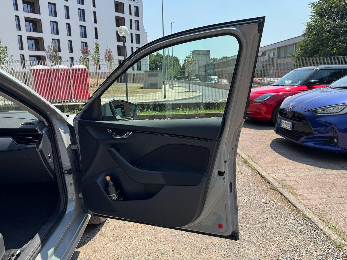 Skoda Kamiq 1.0 g-tec Ambition 90cv