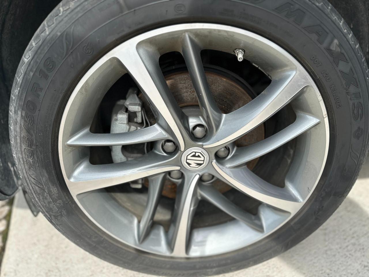 MG HS I - HS 1.5 t Luxury auto