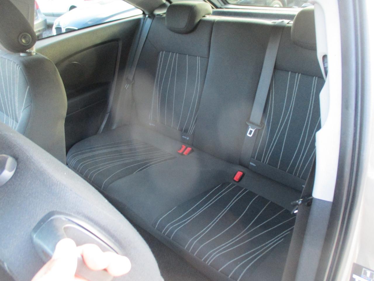 Opel Corsa 1.2 OK NEOPATENTATI 2011