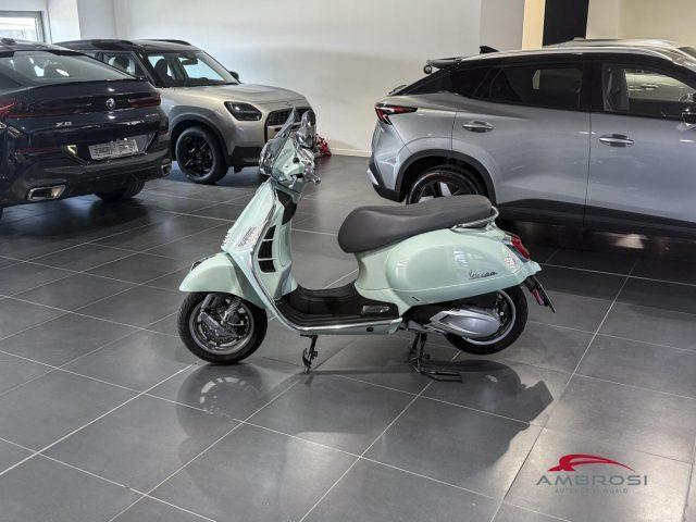 PIAGGIO 1 VESPA GTS 30