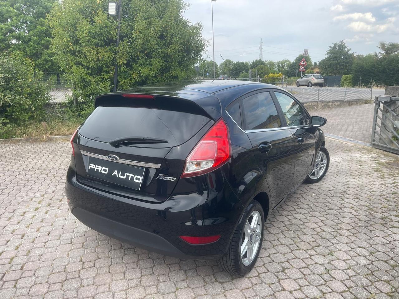 Ford Fiesta 1.4 5p. Bz.- GPL Titanium