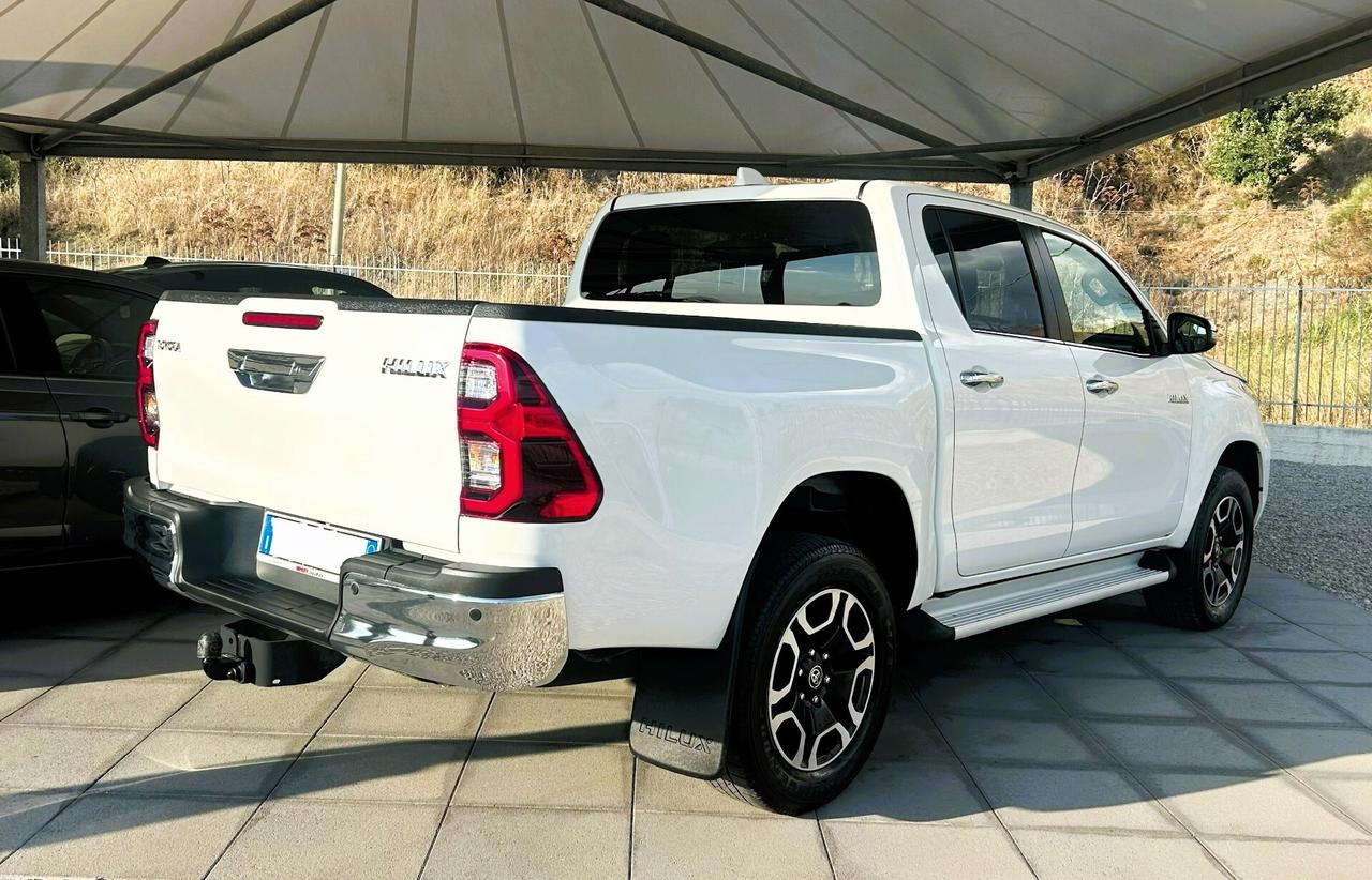 Toyota Hilux 2.4 D-4D 150cv 4WD 4porte Double Cab Executive