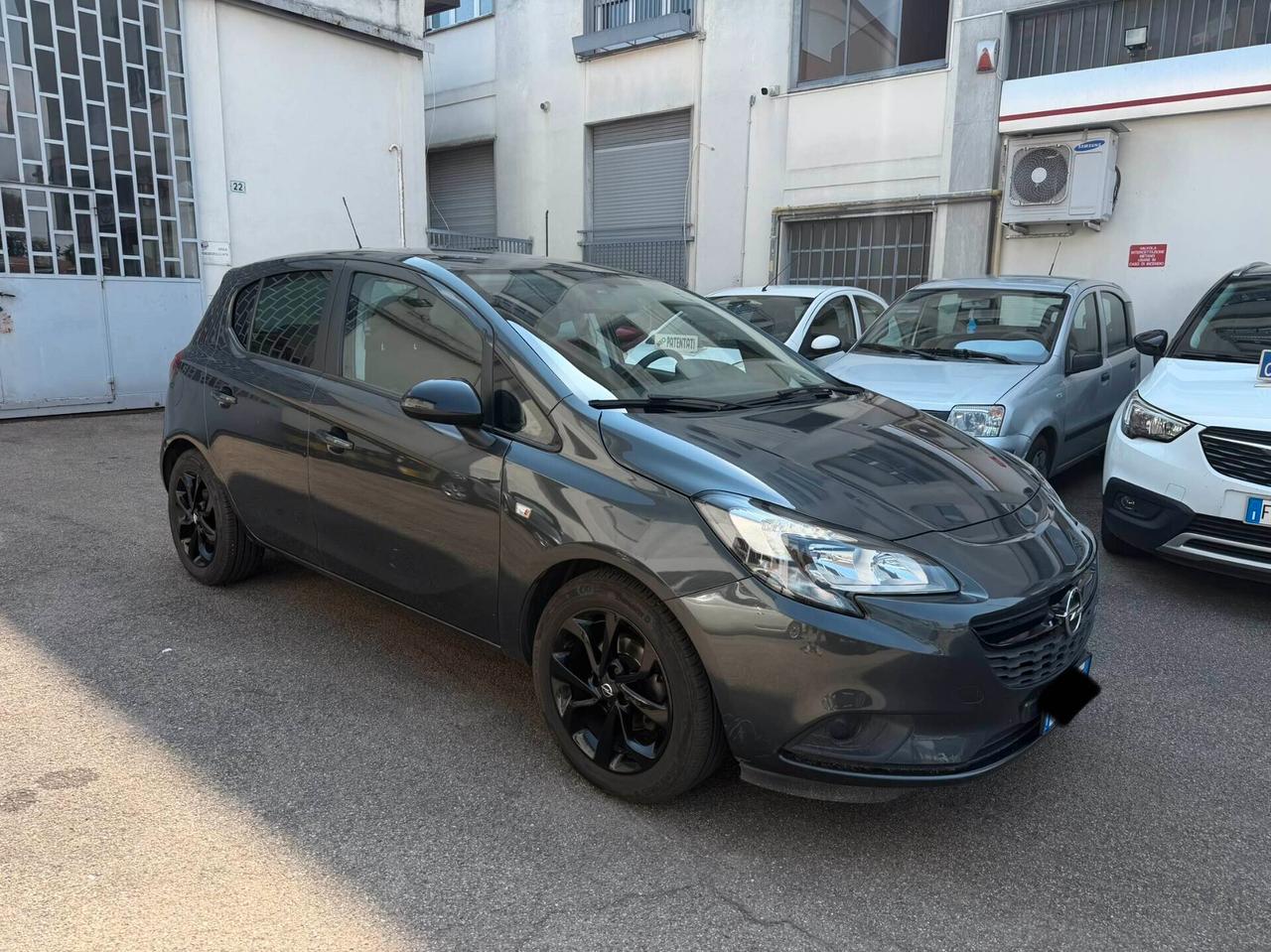 Opel Corsa 1.2 5 porte NEOPATENTATI