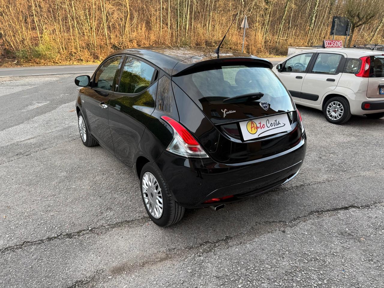 Lancia Ypsilon 1.3 MJT 95 CV 5Porte Gold E6