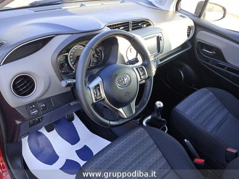 Toyota Yaris III 2015 Benzina 5p 1.0 active