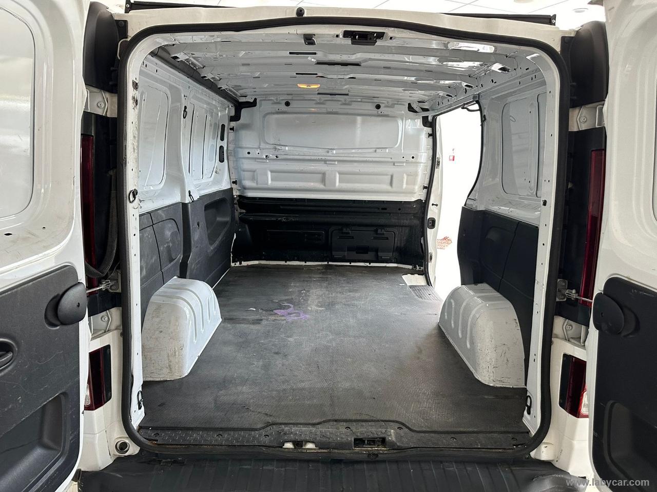 Vivaro 29 1.6CDTI 120S&S PL-TN Combi