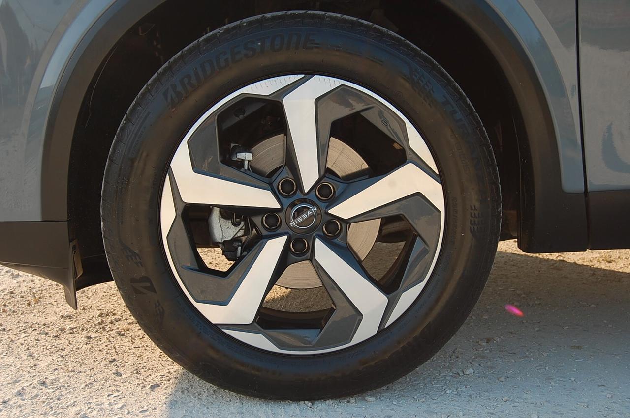 Nissan Qashqai MHEV 140 CV N-Connecta