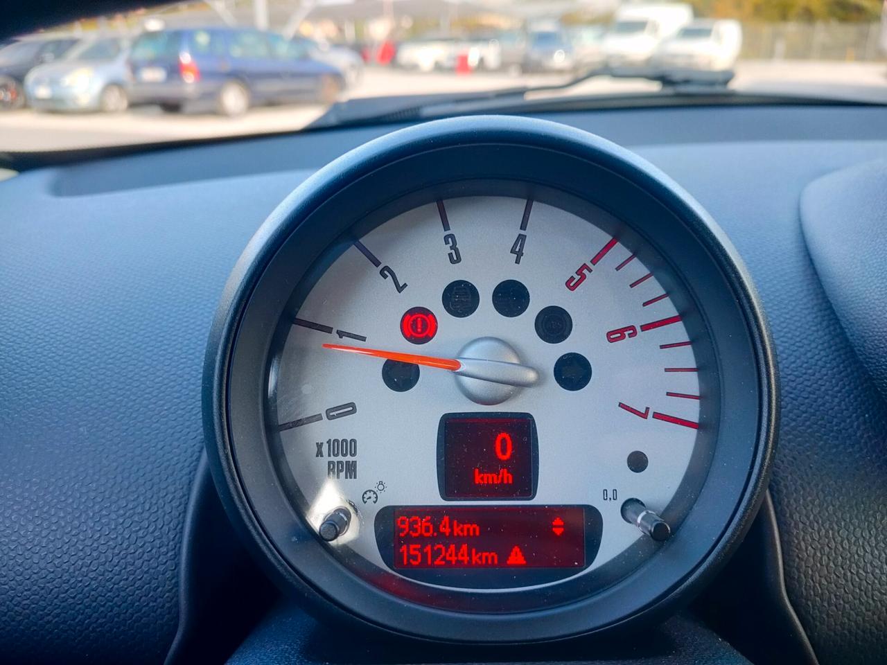 Mini Cooper D Countryman 1.6 One neopatentati