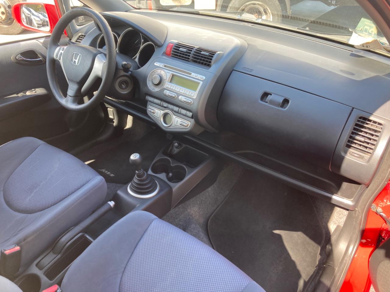 HONDA JAZZ BENZINA 5 PORTE (PROPRIETARIO UNICO)