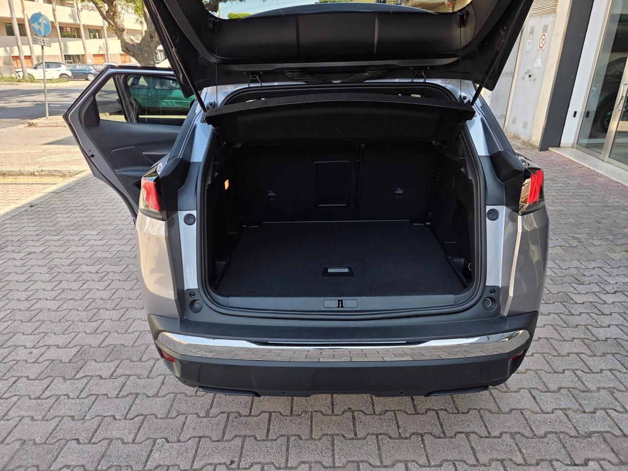 Peugeot 3008 BlueHDi 130 S&S EAT8 Allure Pack 2024