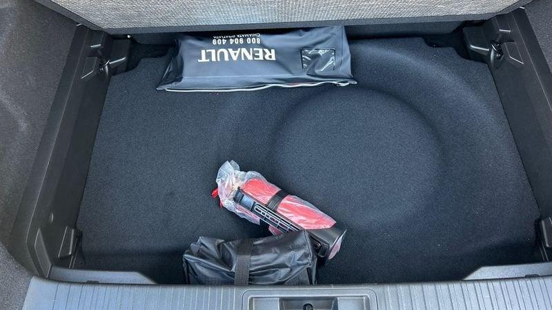 Renault Captur 1.6 E-Tech hybrid Zen 145cv auto 1.6 E-TECH Hybrid Zen Auto 145cv