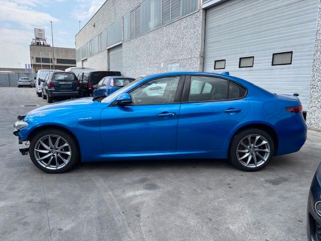Alfa Romeo Giulia 2.2 Turbodiesel 210 CV AT8 AWD Q4 Veloce