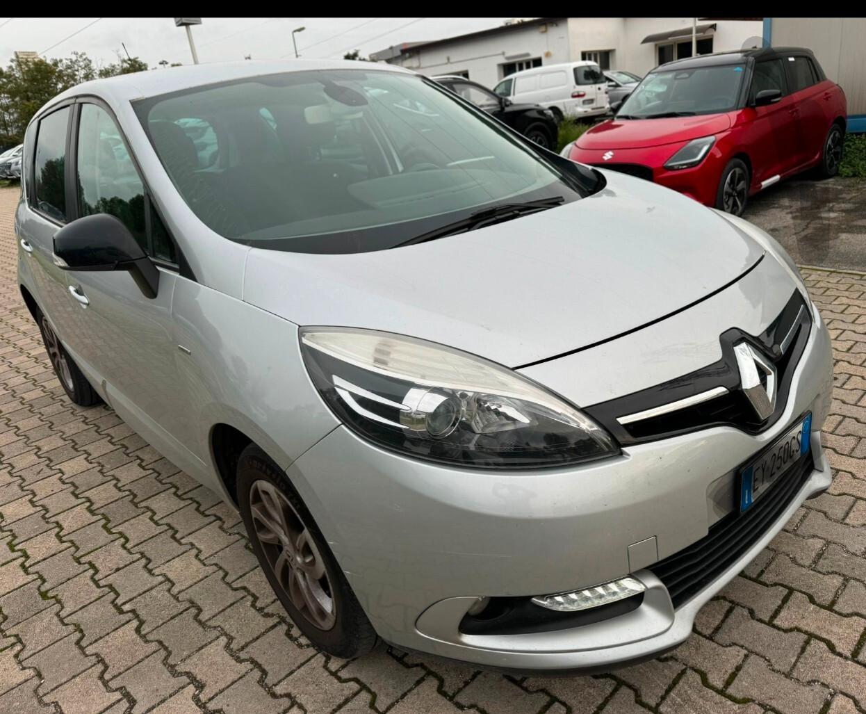 Renault Scenic Scénic XMod 1.5 dCi 110CV Start&Stop Energy