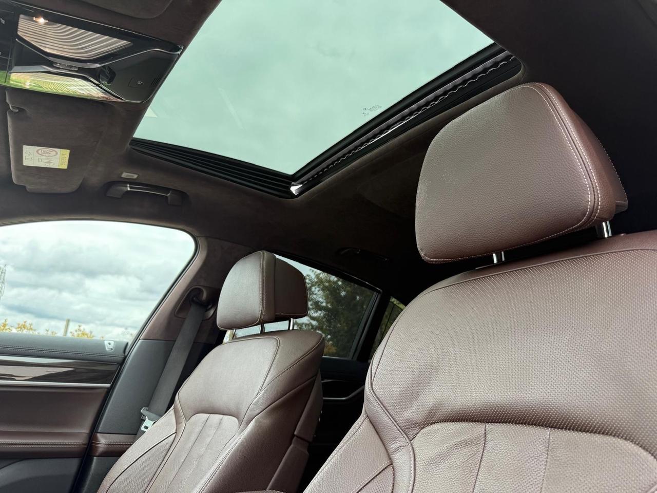 Bmw 730d X-Drive Luxury Carbon Core