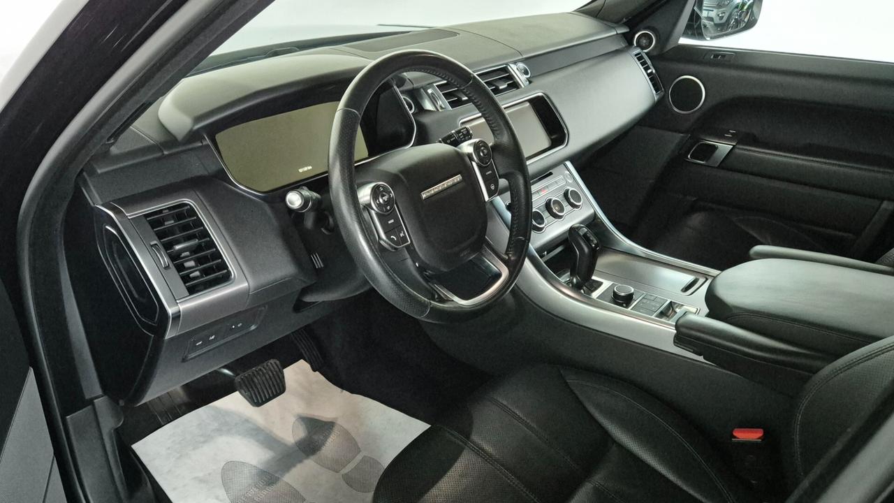Land Rover Range Rover Sport 3.0 TDV6 HSE Dynamic