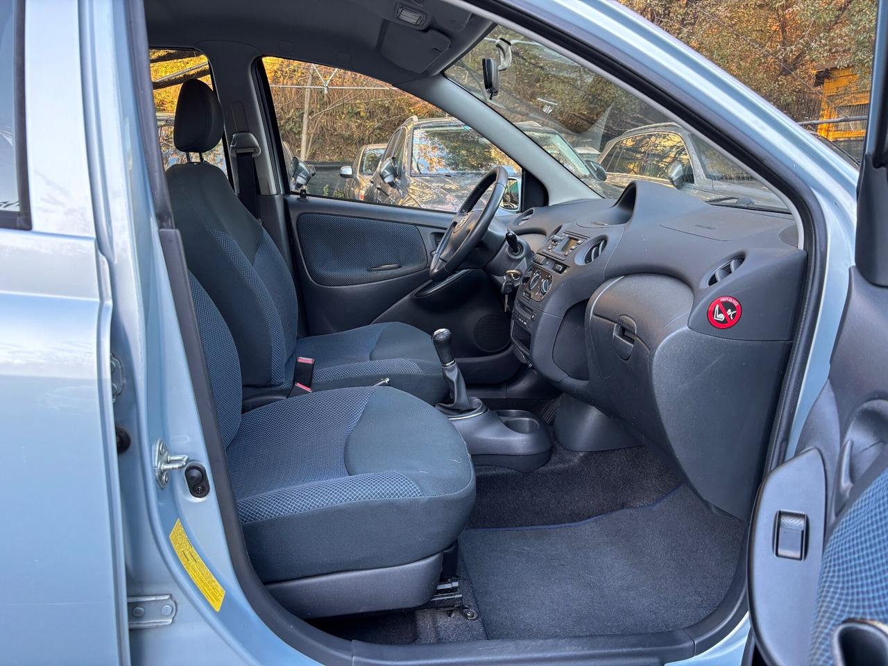 Toyota Yaris 1.0 5 porte OK NEOPATENTATI