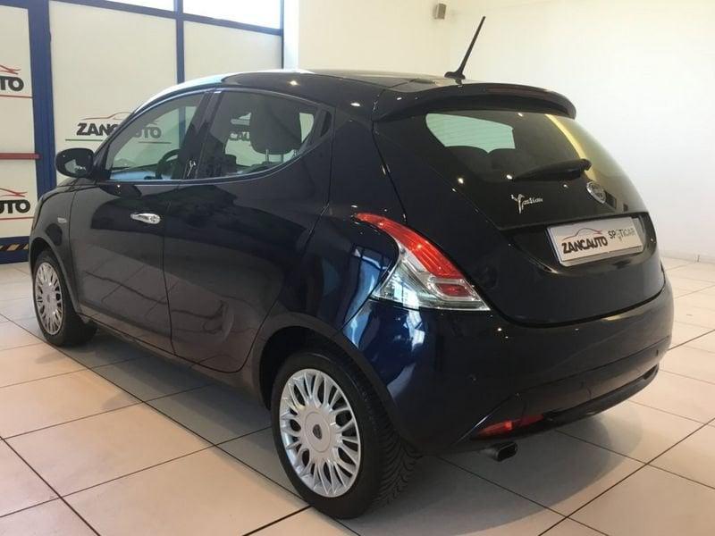 Lancia Ypsilon 1.2 69cv Gold