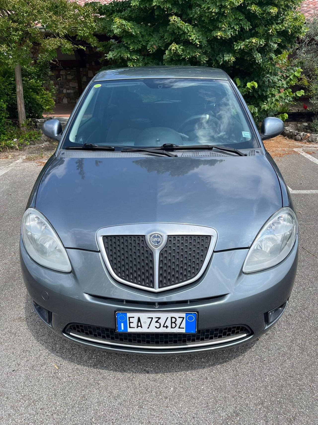 Lancia Ypsilon 1.4 Argento Ecochic GPL