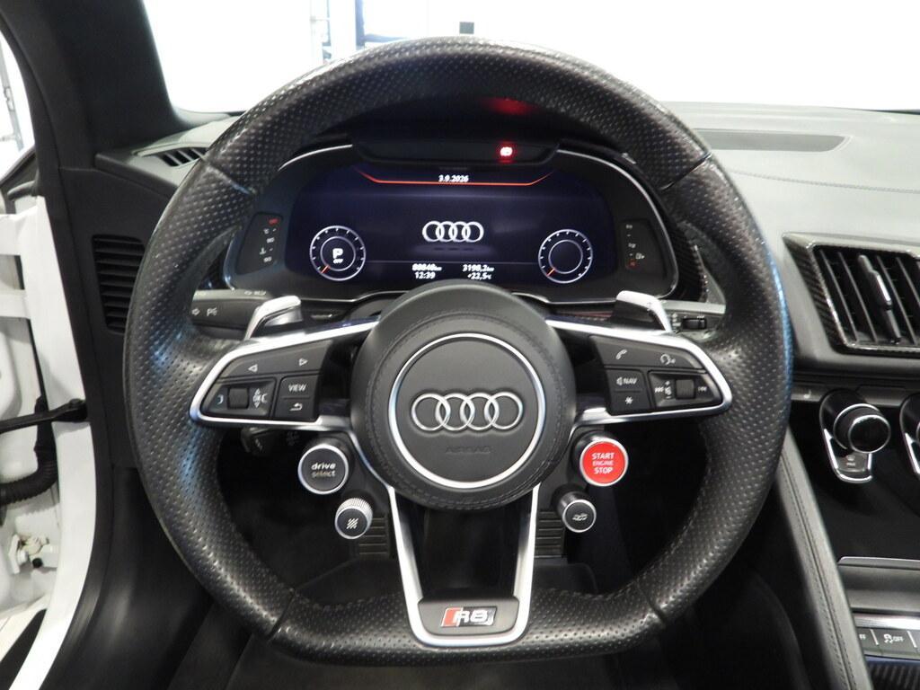 Audi R8 Spyder 5.2 FSI Quattro S tronic