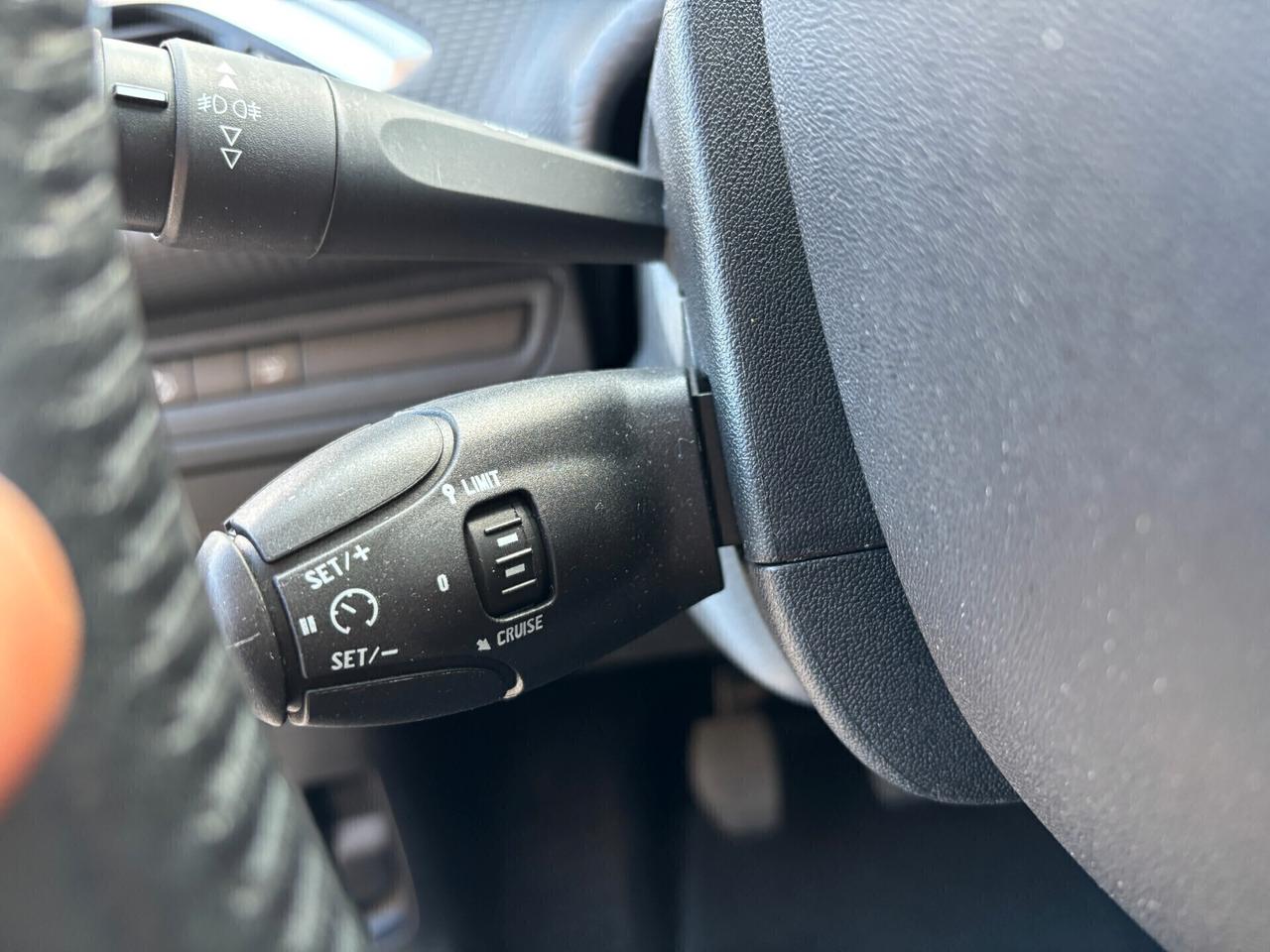 Peugeot 2008 BlueHDi TETTO PANORAMICO -2019