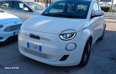 Fiat 500 Icon Berlina 43 kWh