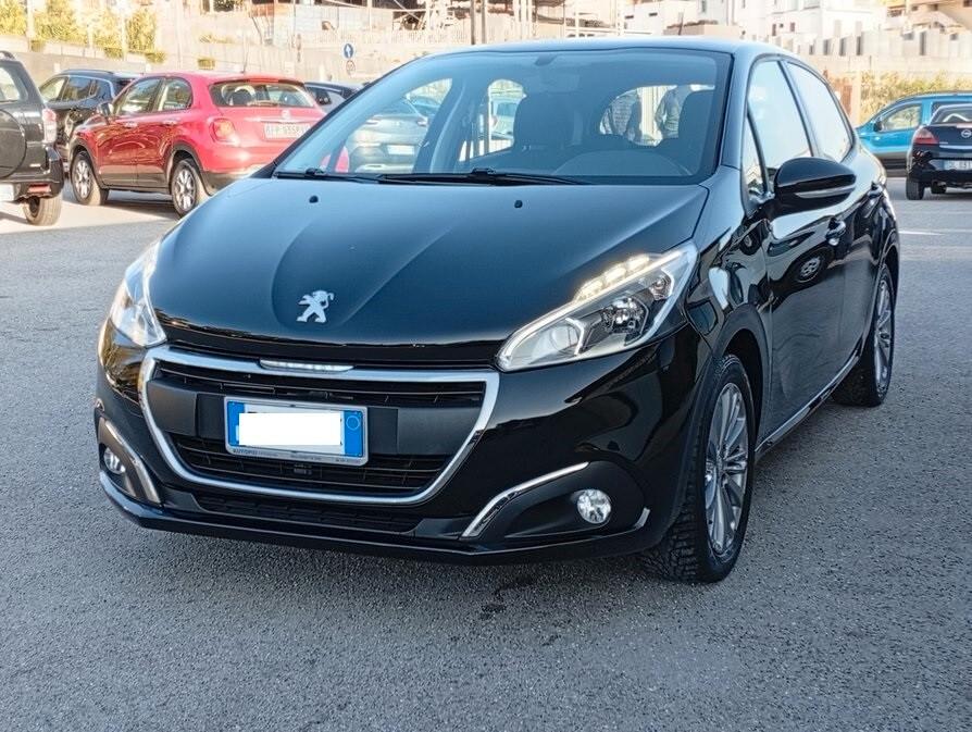 Peugeot 208 PureTech 82 5 porte Allure