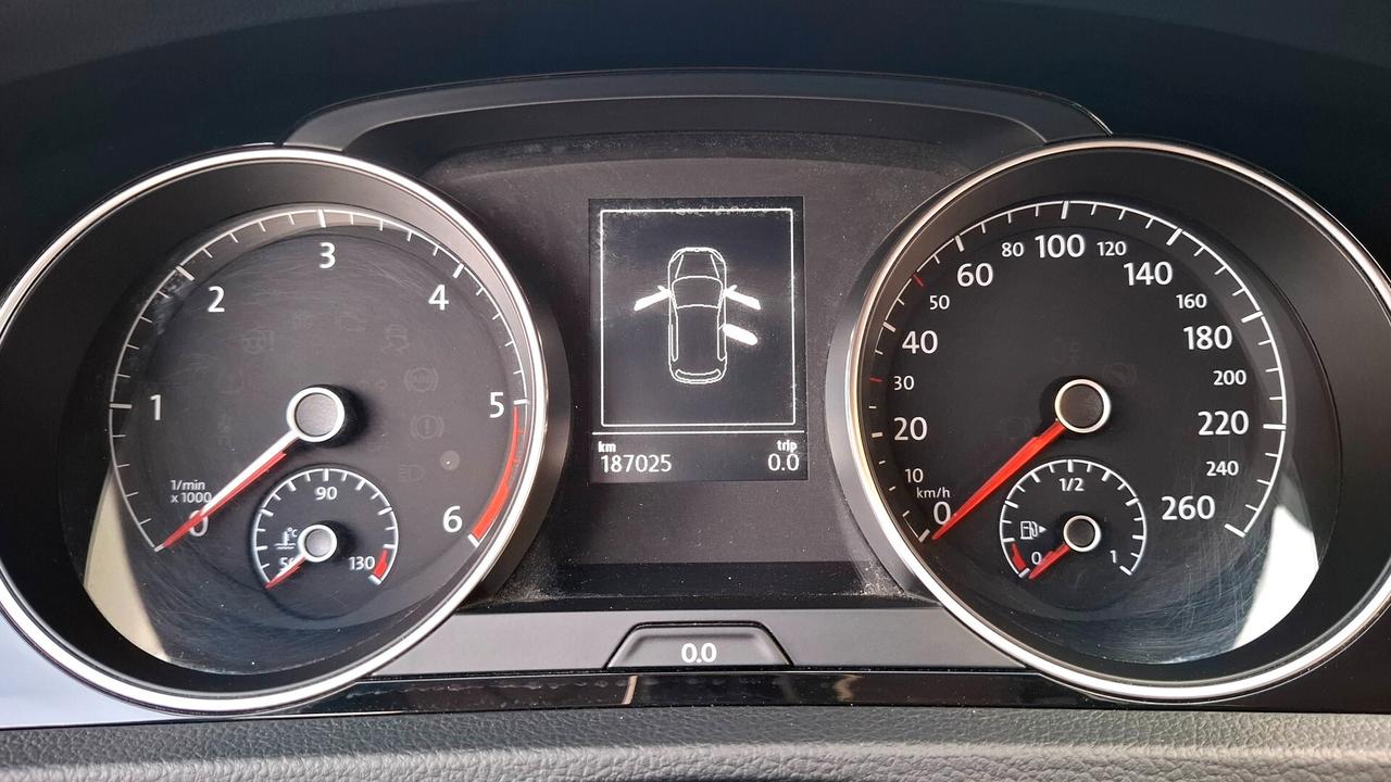 Volkswagen Golf 1.6 TDI 5p. Highline BlueMotion Technology