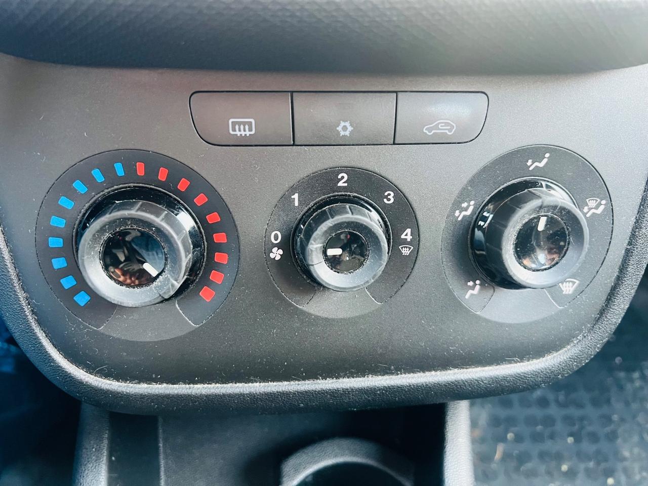 Fiat Punto 1.4 8V 5 porte Natural Power Pop