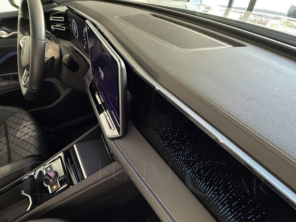 VOLKSWAGEN - Tiguan - 1.5 eTSI 177 CV EVO DSG R-Line