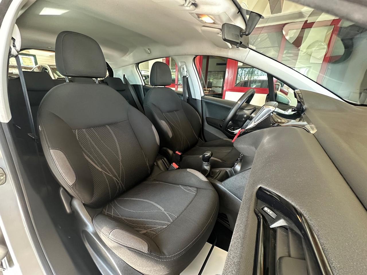 Peugeot 208 1.0 VTi 68 CV 5 porte Active