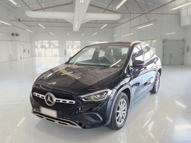 MERCEDES-BENZ GLA 200 d Automatic Business Extra